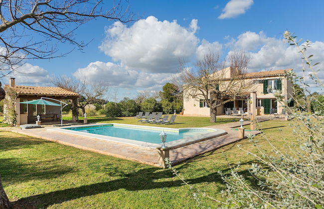 Close Es Trenc Beach Villa with Pool - Photo 1