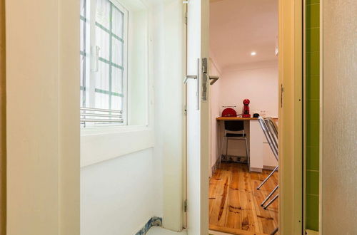 Photo 1 - Attic Apartment With Balcony in Bairro Alto