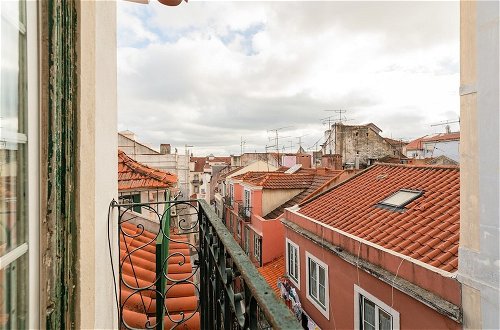 Foto 18 - Attic Apartment With Balcony in Bairro Alto