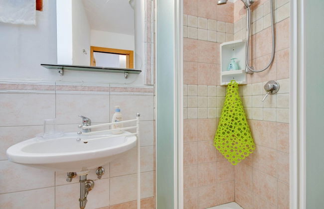 Pet-friendly Villa With Pool - Photo 31