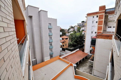 Foto 16 - Apartment Acacias Lloretholiday