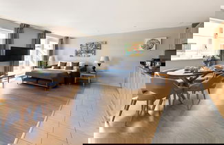 Photo 1 - Marlin Apartments Commercial Road - Limehouse