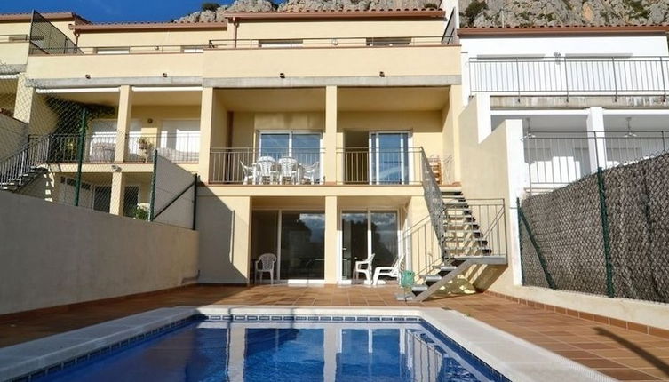 Foto 1 - Casa con piscina y bonitas vistas al mar