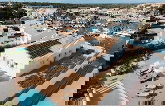 Photo 1 - Lago Resort Menorca - Villas & Bungalows del Lago