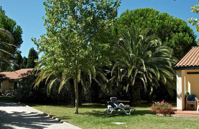 Semi Detached Bungalow with AC near Coast of Tuscany - Foto 28