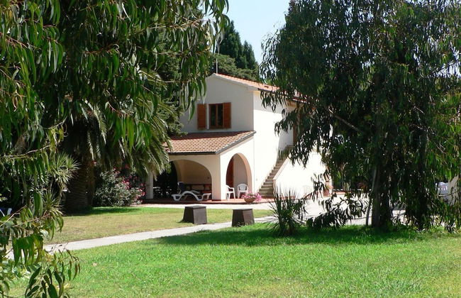 Semi Detached Bungalow with AC near Coast of Tuscany - Foto 27