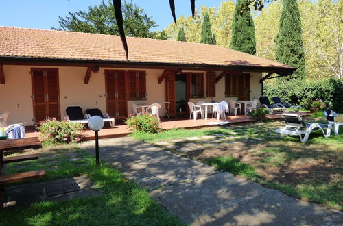 Foto 30 - Semi Detached Bungalow with AC near Coast of Tuscany