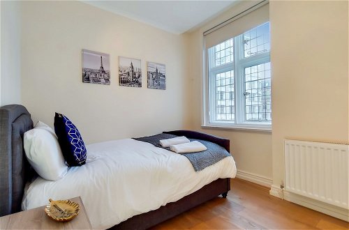 Photo 12 - Modern 2 Bed & 2 Bath- Leicester Square