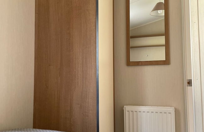 Caravan - Sleeps 6 & Parking - Foto 7