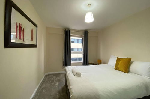 Foto 2 - Remarkable 2-bed Apartment in Glasgow