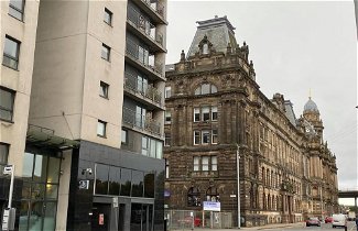 Photo 1 - Remarkable 2-bed Apartment in Glasgow