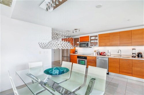 Photo 23 - Spacious 3-Bedroom in the Heart Miami