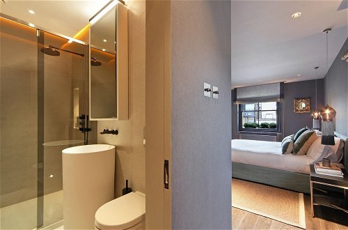 Foto 12 - Cadogan Square Luxury 2 Bedroom Apartment II