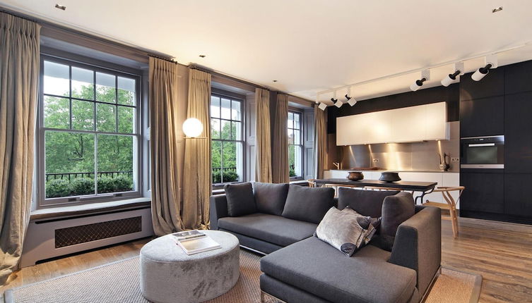 Photo 1 - Cadogan Square Luxury 2 Bedroom Apartment II