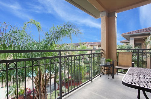 Photo 29 - 3 Bed 3 Bath Pool View High End Corner Condo