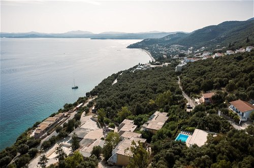 Foto 29 - Four-Bedroom Villa Eleni by Konnect, with Private Pool & Stunning Seaview