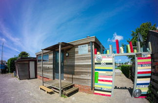 Foto 1 - Special Holiday Home 'valentina' at the Waterfront of Lauwerslake With Sauna