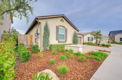 Photo 10 - Pet-friendly Clovis Home - Near Mall & Waterpark