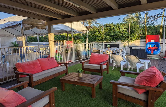 Villa BaGalil 5BR Retreat by Sea N' Rent - Foto 43