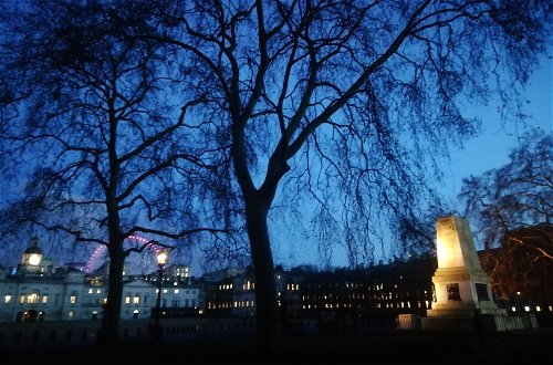 Foto 10 - Charming London With Balcony