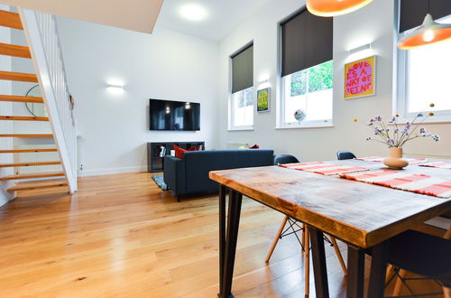 Foto 18 - Spacious West Hampstead Apartment by Concept Apartments