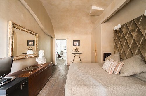 Photo 4 - Luxury Two Bedroom House Trastevere