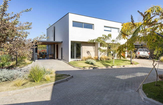 Casa con parrilla en complejo privado - Foto 1
