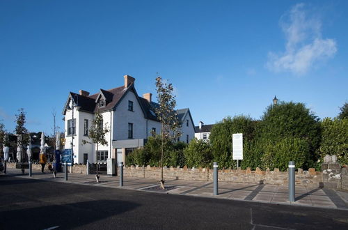 Photo 2 - Ocean Cabins No 10 The Square - Saundersfoot