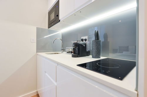 Photo 24 - StayPrime Fitzrovia Serviced Apartments