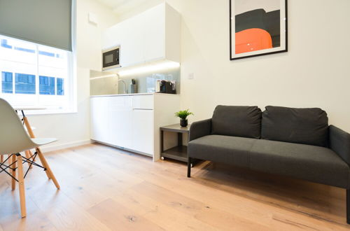 Photo 10 - Regents Serviced Apartments by Concept Apartments