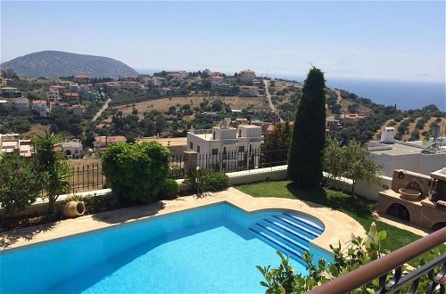 Photo 10 - Anavyssos Dream Villa Sea View and Pool