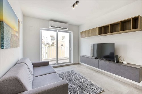 Photo 18 - Gzira Suite 14-hosted by Sweetstay