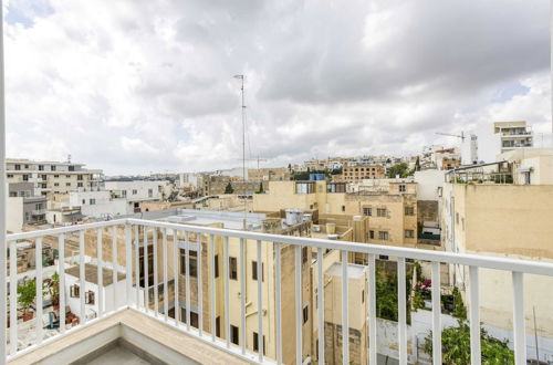 Photo 29 - Gzira Suite 14-hosted by Sweetstay