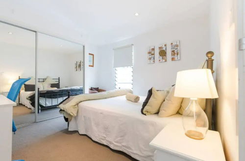 Photo 2 - Cosy 2 Bedroom Townhouse Near the CBD