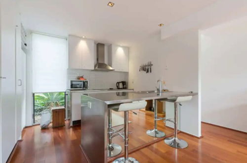 Photo 3 - Cosy 2 Bedroom Townhouse Near the CBD