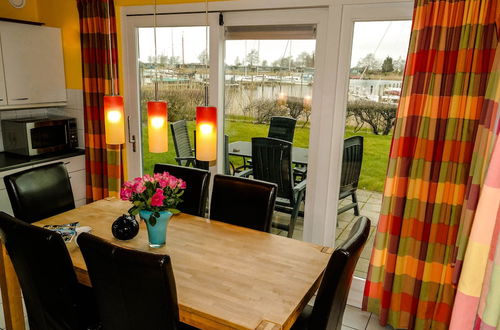 Photo 10 - 6 Pers Lakefront House Anne With a Nice View of the Lauwersmeer