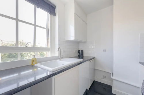 Photo 7 - Chic and Cosy 1BD Flat - Bethnal Green