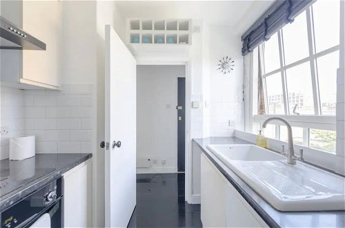 Photo 9 - Chic and Cosy 1BD Flat - Bethnal Green