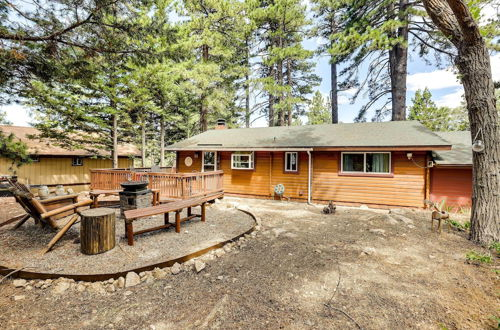Photo 3 - Pet-friendly Cabin w/ Fire Pit & Game Room