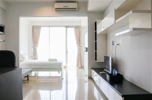 Photo 31 - Nice And Comfy 1Br At Dago Suites Apartment