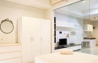 Photo 1 - Nice And Comfy 1Br At Dago Suites Apartment