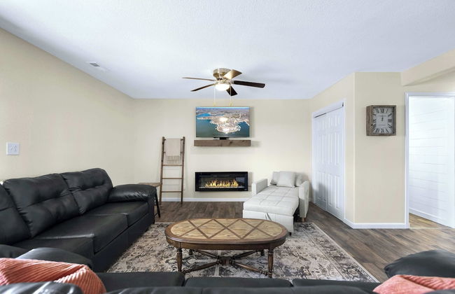 White Oak Landing Spacious 6 BDR w/ Boat Slip! - Foto 19