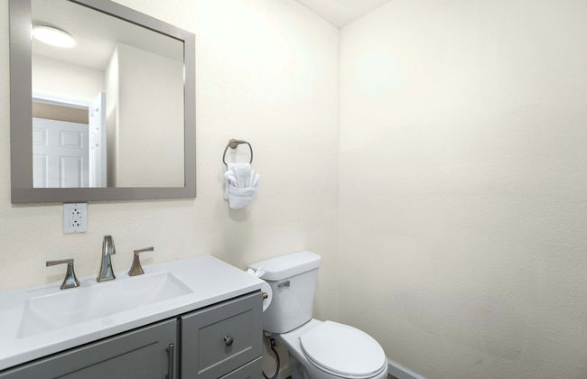 White Oak Landing Spacious 6 BDR w/ Boat Slip! - Foto 27