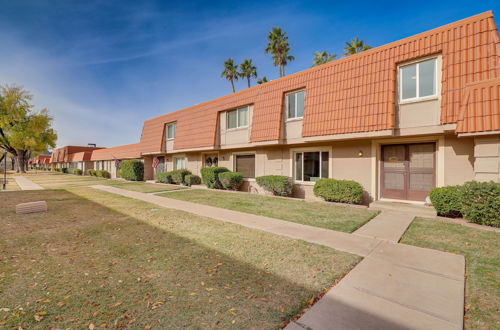 Photo 4 - Scottsdale Townhome w/ Patio - 2 Mi to Old Town