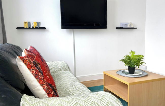 Apartment - Sleeps 2 - Parking - Station Close - Foto 5