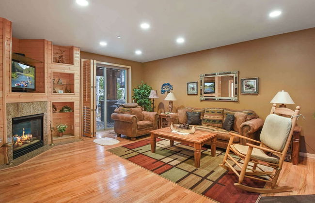 Crystal Charm Amazing 3 BDR Condo Close to Beaches, Casinos, & Skiing! - Foto 10