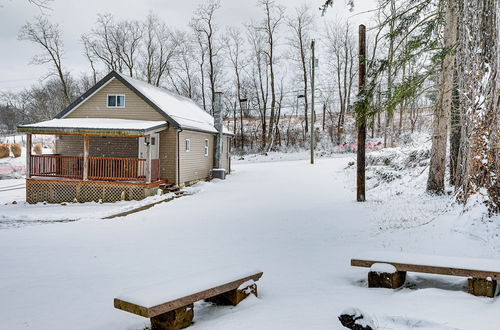 Photo 5 - Jones Mills Vacation Rental: Near Skiing & Hiking