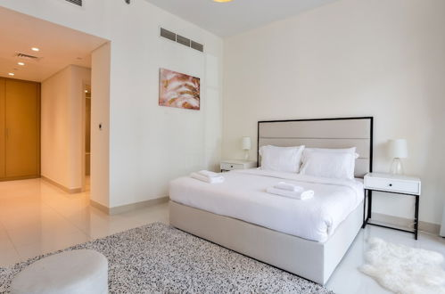 Photo 7 - Luxury StayCation - Huge 2 Bedroom Lav