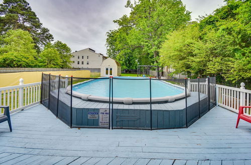 Photo 4 - Norfolk Beach House Rental w/ Private Pool