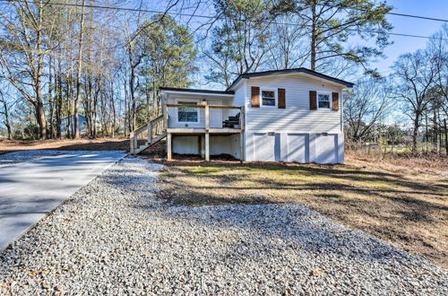 Photo 15 - Modern Commerce House Rental w/ Fire Pit